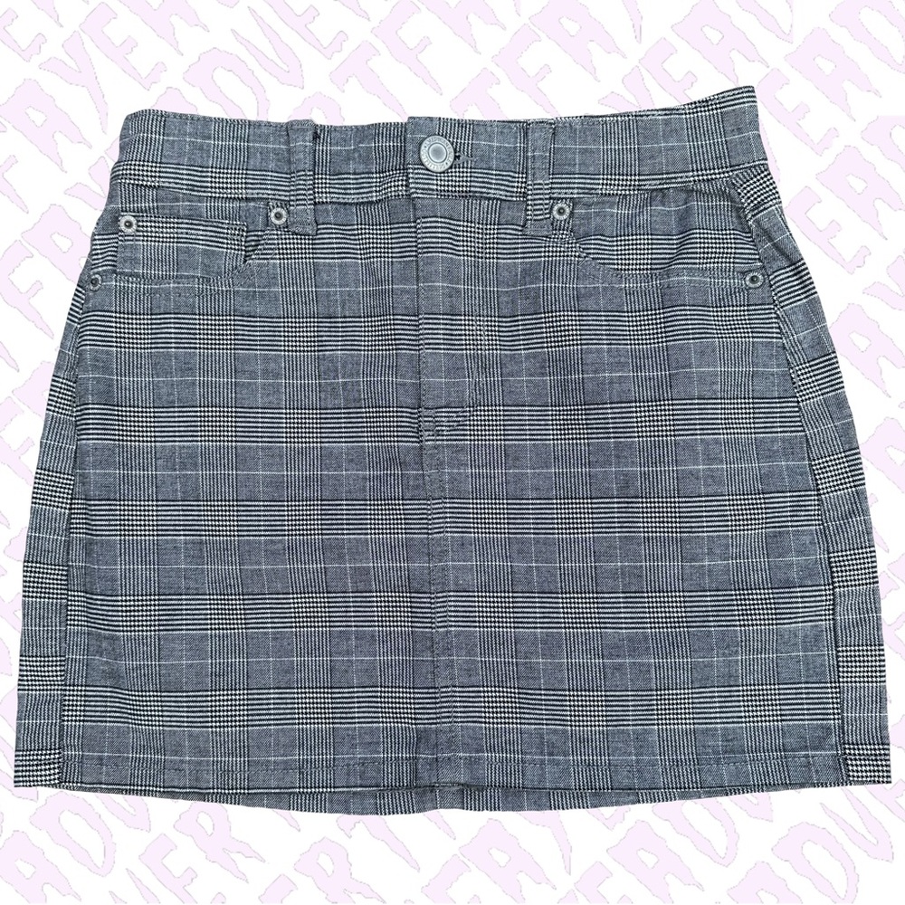 Gray Plaid Mini Skirt American Eagle Short Grey/Black/White All Over Pattern 🌷